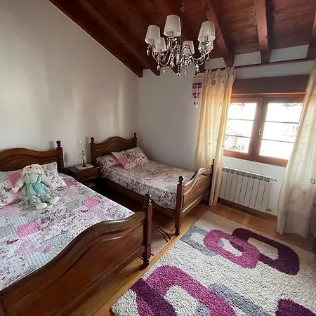 Holiday home Espectacular Casona Montanesa Ibio